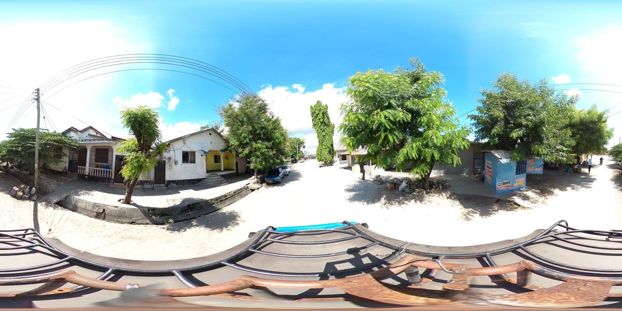 Street view near kwa Mzee Amani kwenyewe, Dar es Salaam