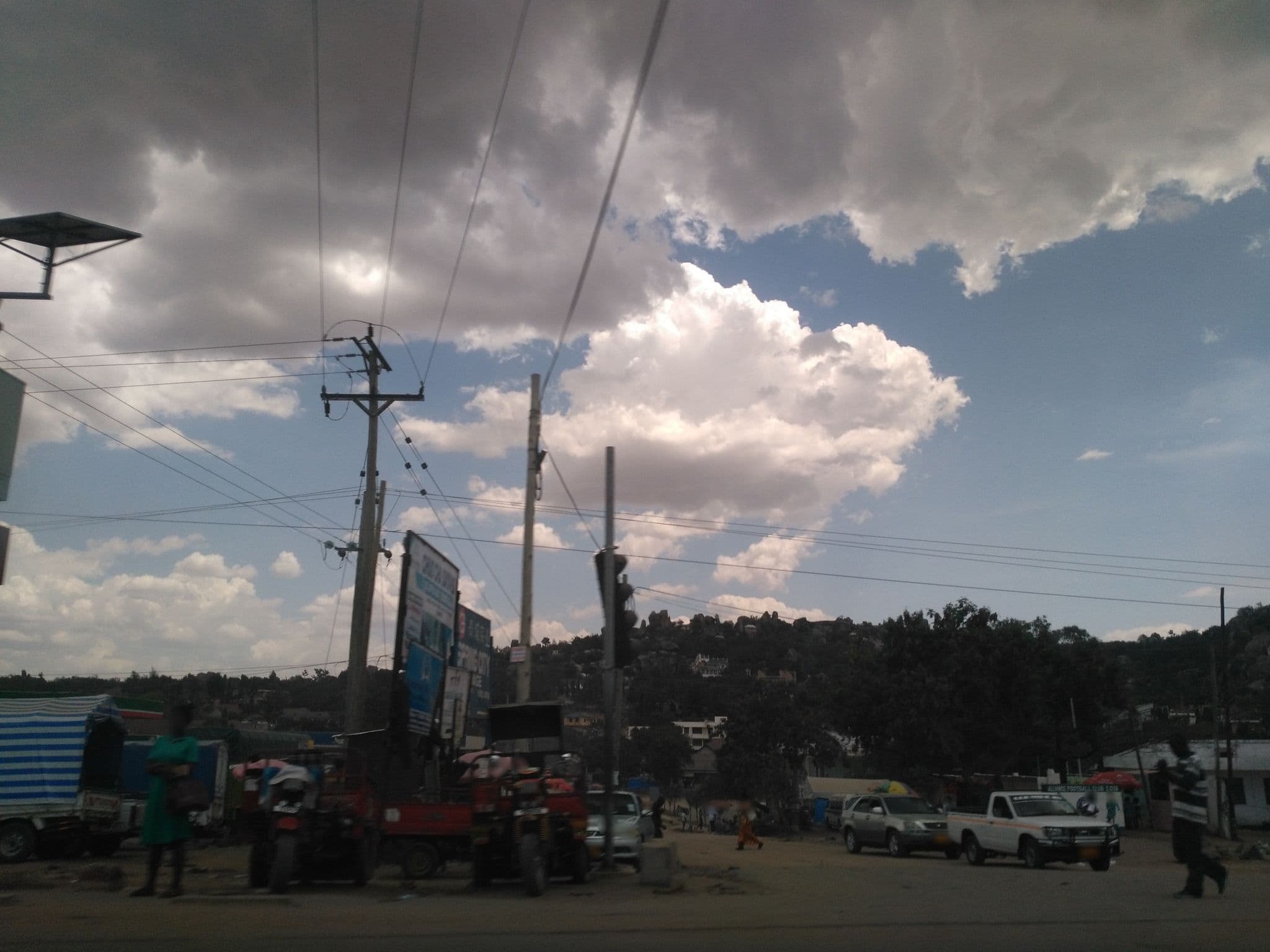 Street view near Buzuruga, Mwanza