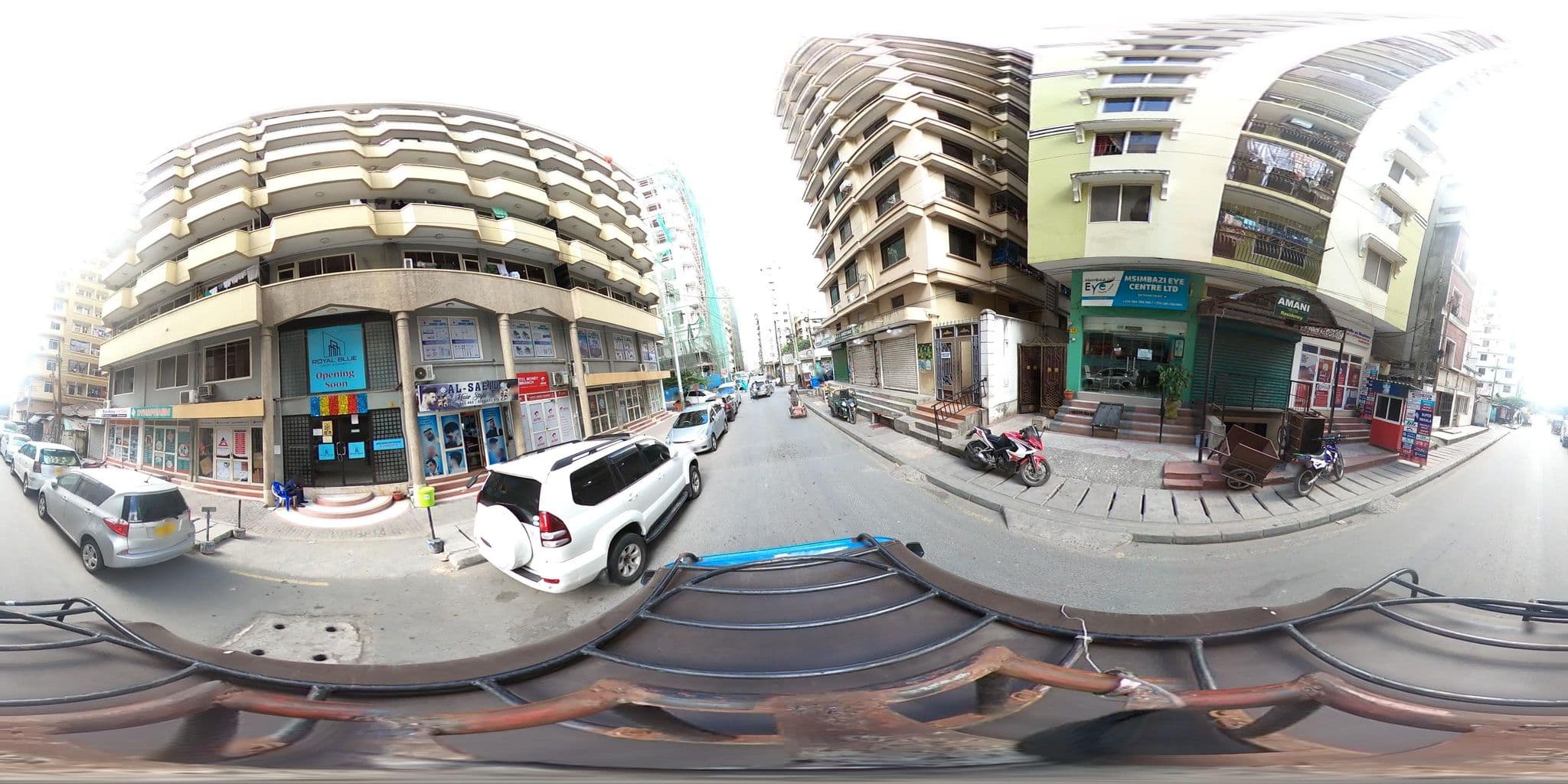 Street view near Iris Hotel, Dar es Salaam