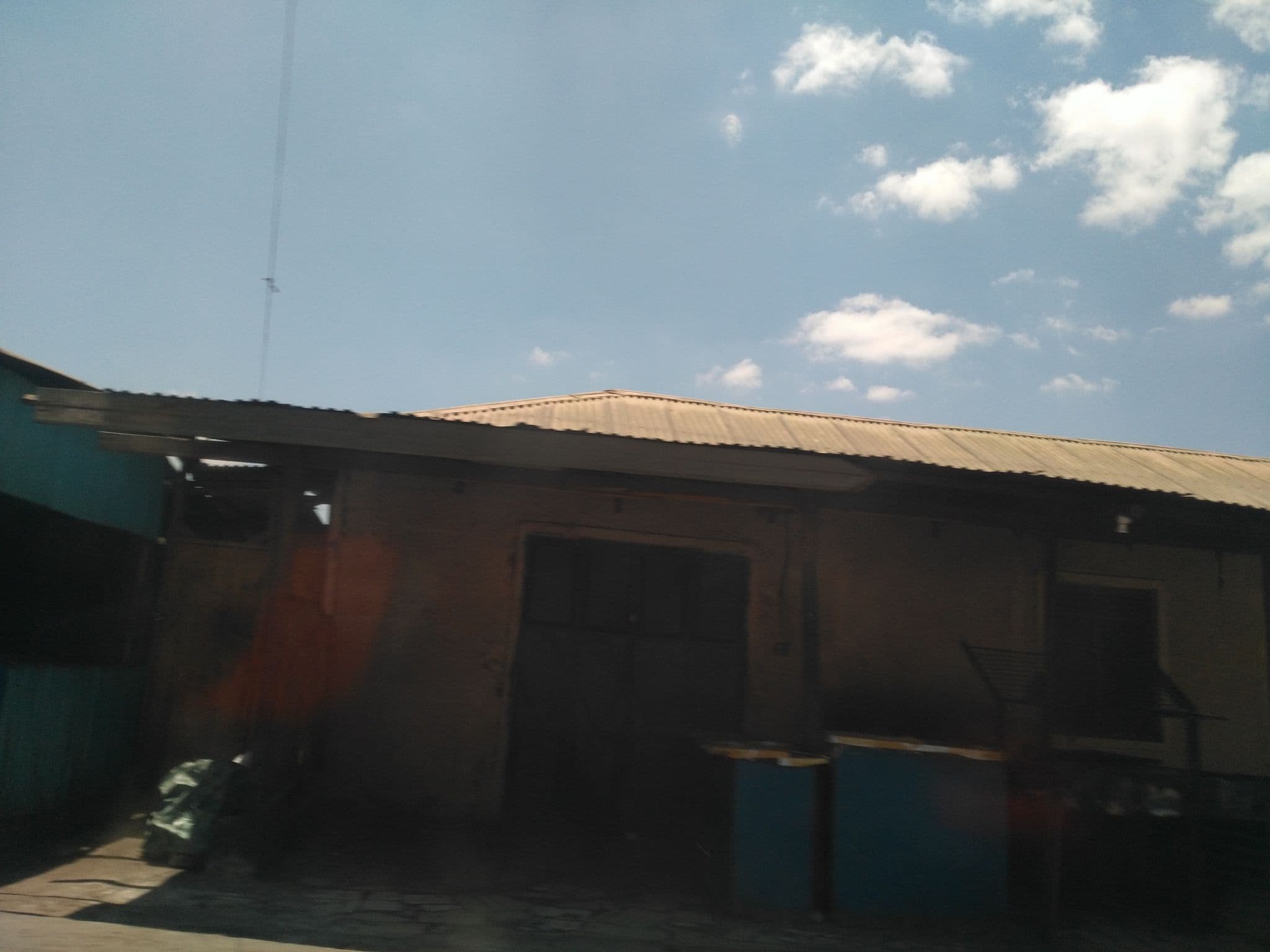 Street view near Marry lodge Dodoma, Dodoma