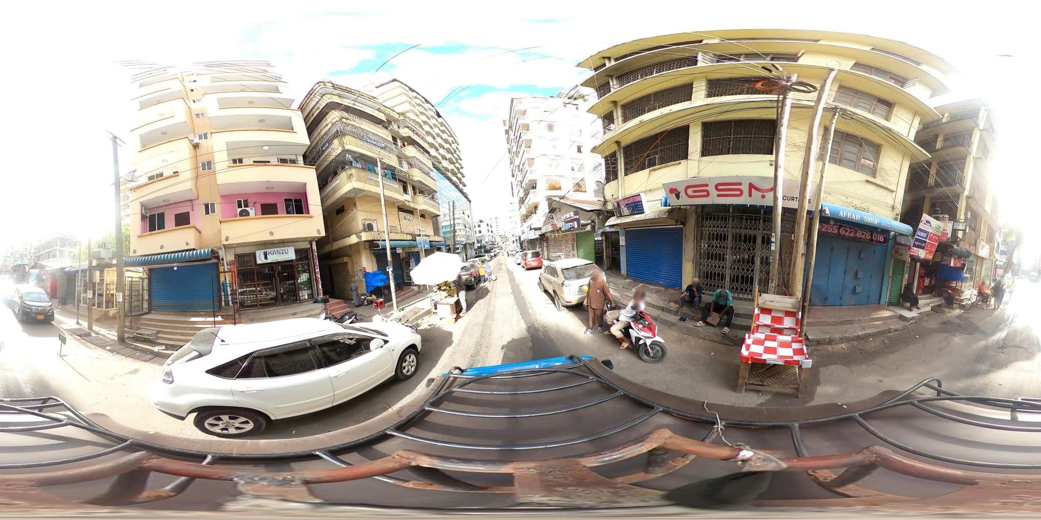 Street view near Rufiji sleeping lodge, Dar es Salaam