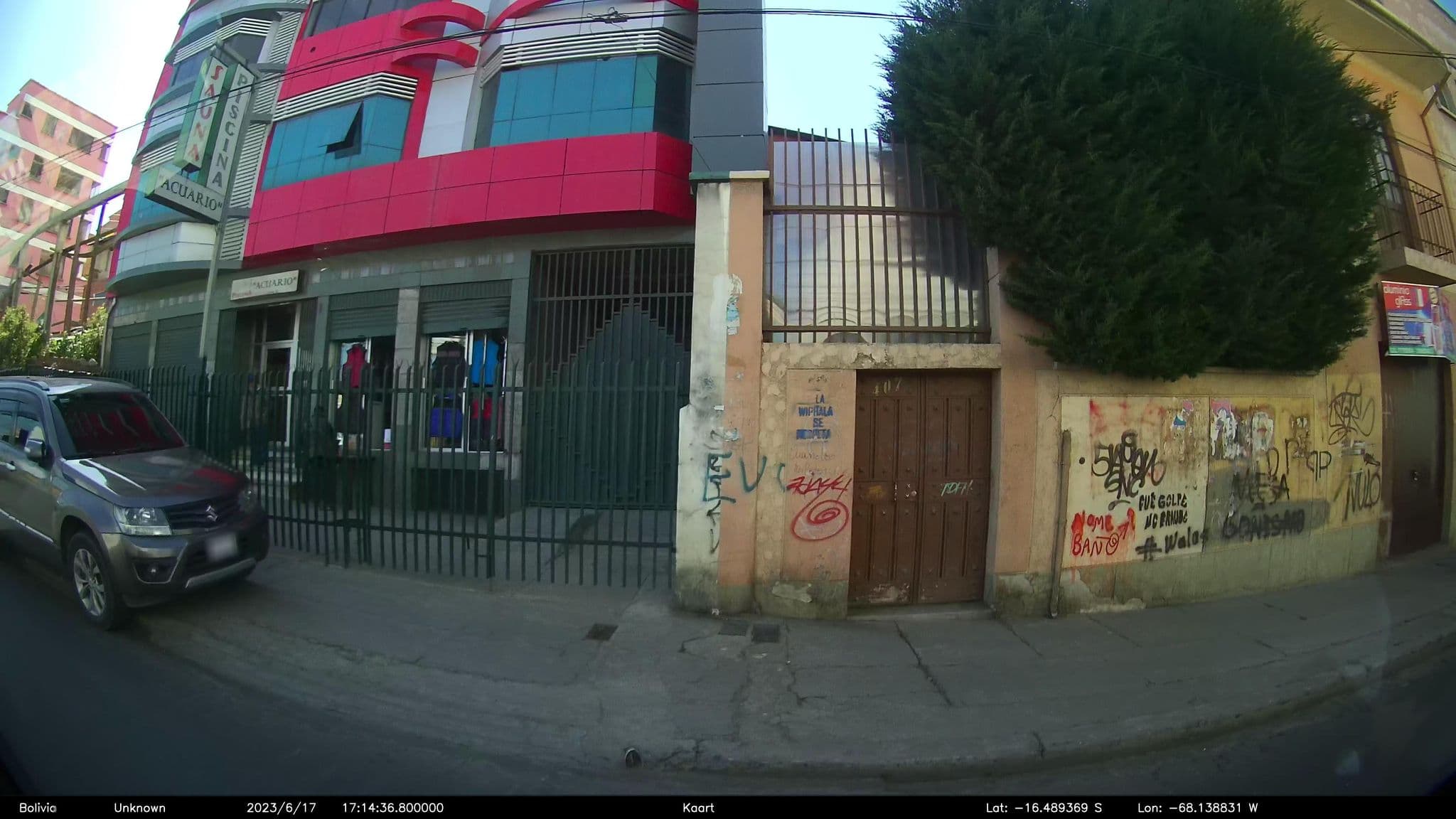 Street view near Residencial Arcángel, La Paz