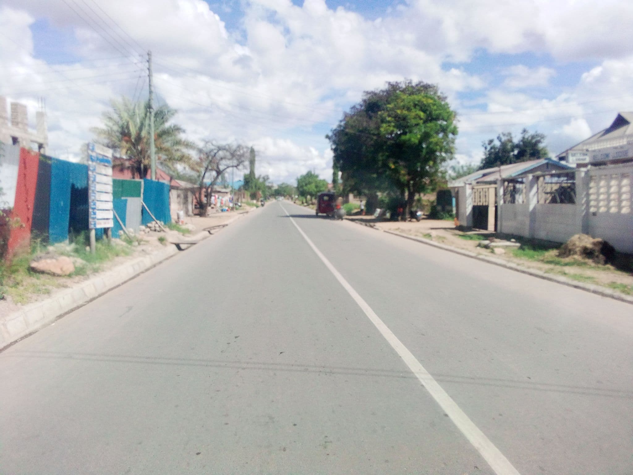 Street view near Spring hills Hotel, Dodoma
