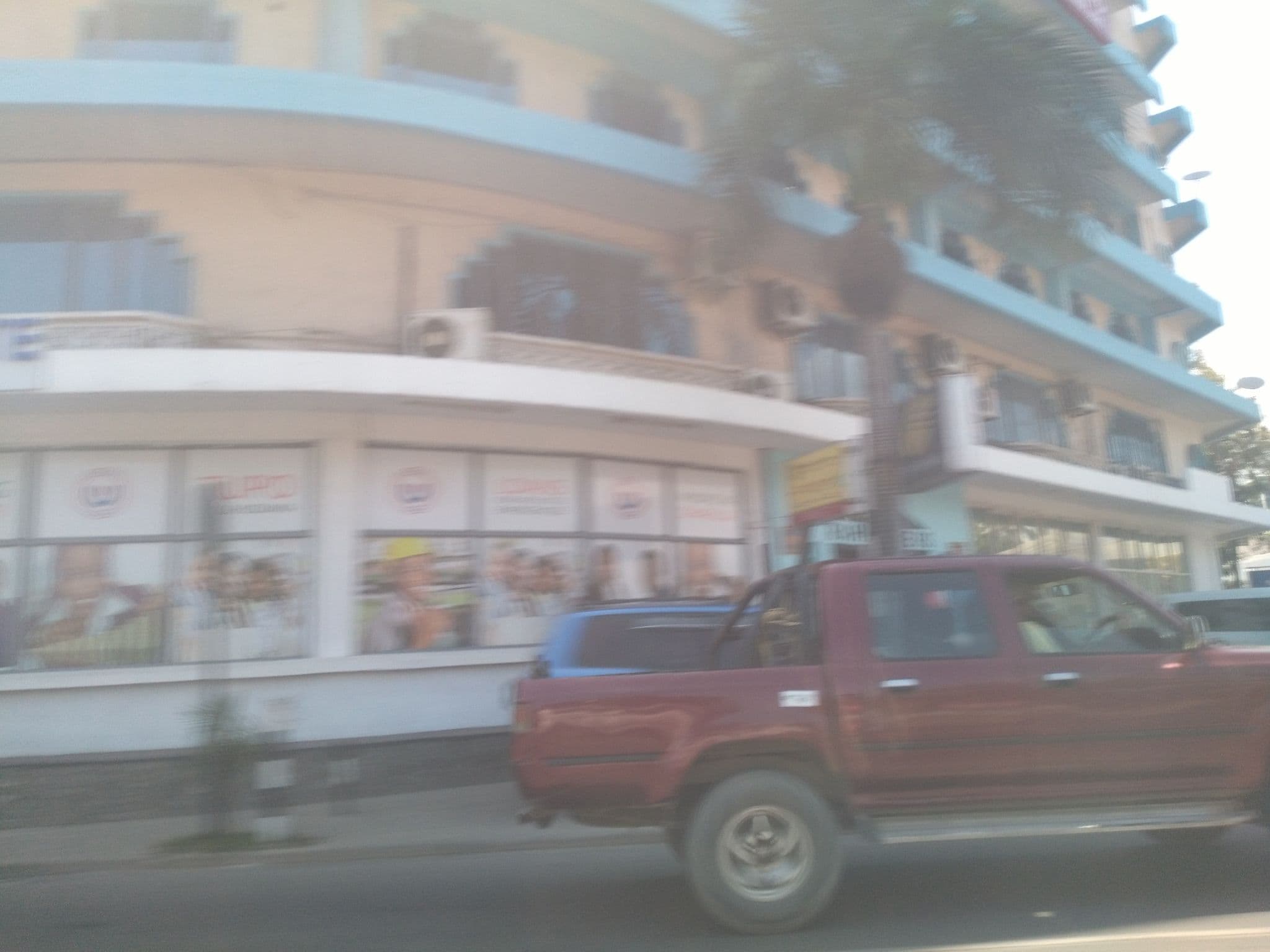 Street view near Hotel Raha Tower, Dar es Salaam — © ralebipim (CC BY-SA · Mapillary)