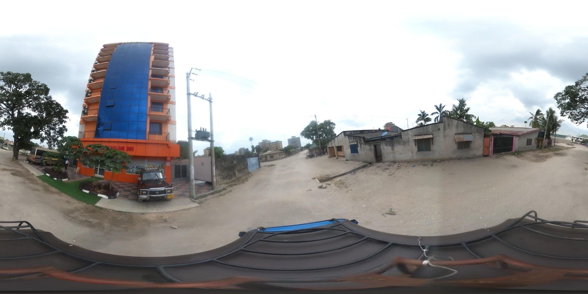 Street view near Mapoloni Inn, Dar es Salaam