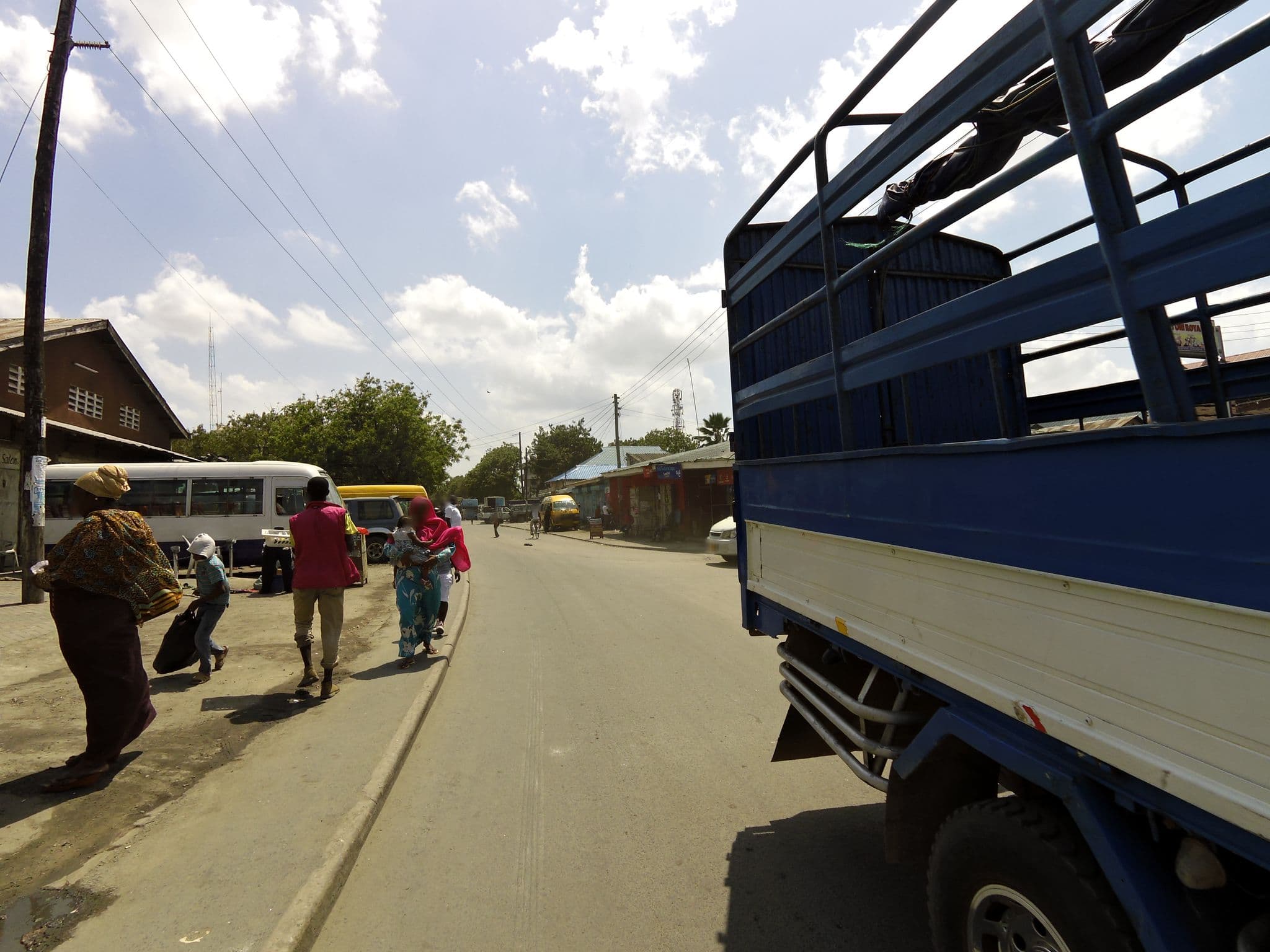 Street view near Kituri Royal Inn, Dar es Salaam