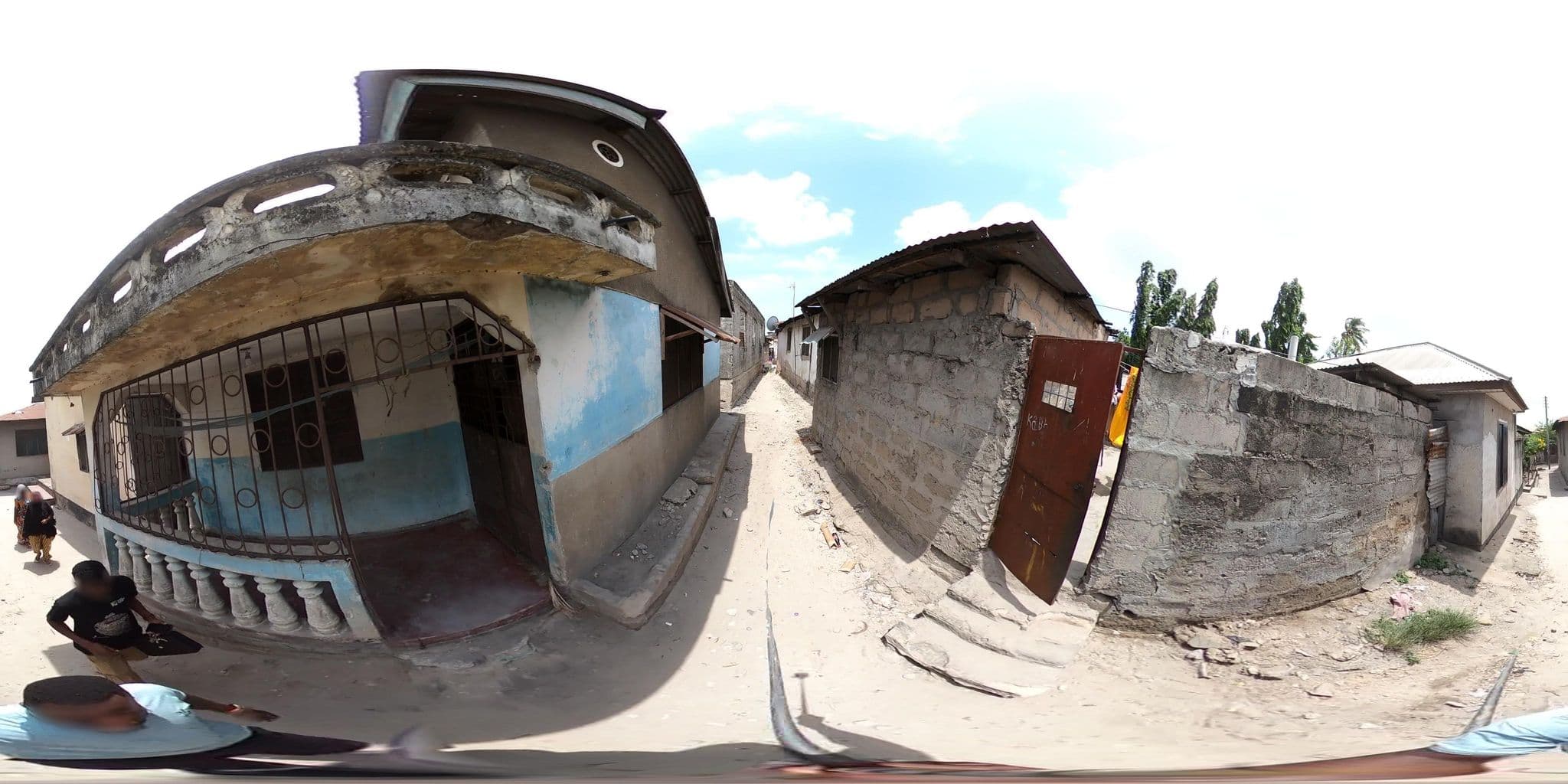 Street view near Mirambo Pub and Guest House, Dar es Salaam