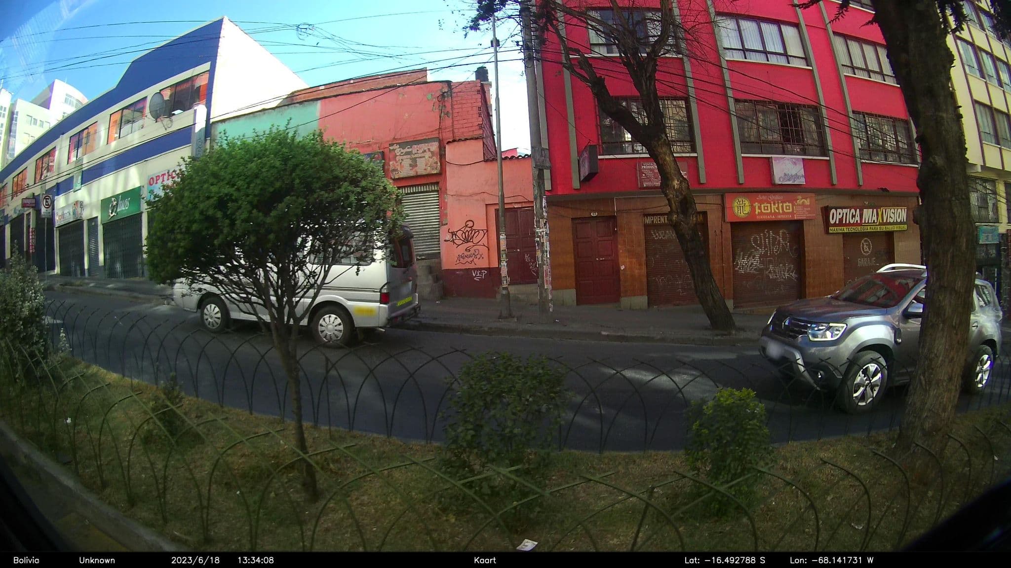 Street view near Hostal Florida, La Paz