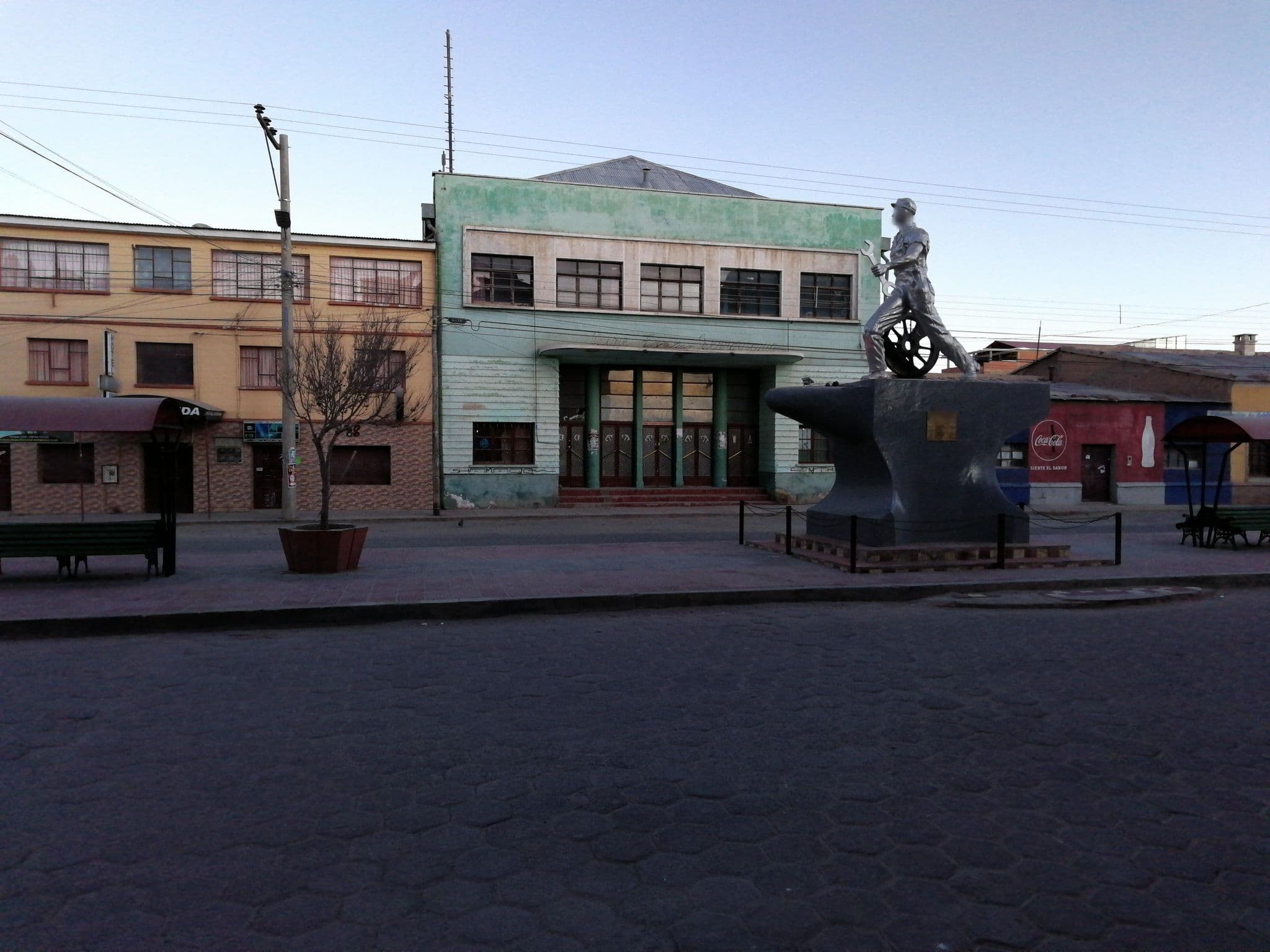 Street view near Hostal DAIRSON, Uyuni — © rodolfovar (CC BY-SA · Mapillary)