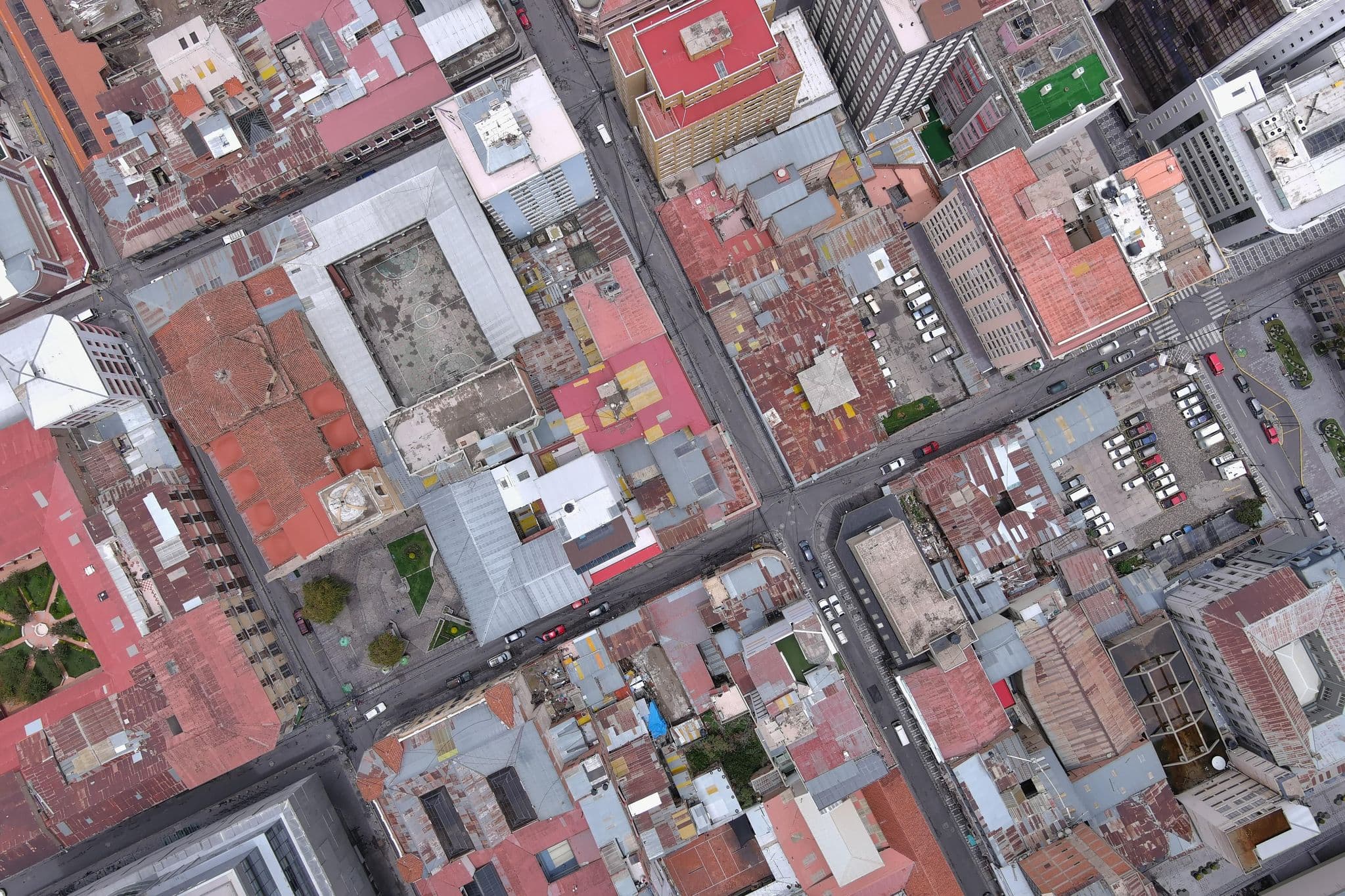 Street view near Umajalzu, La Paz
