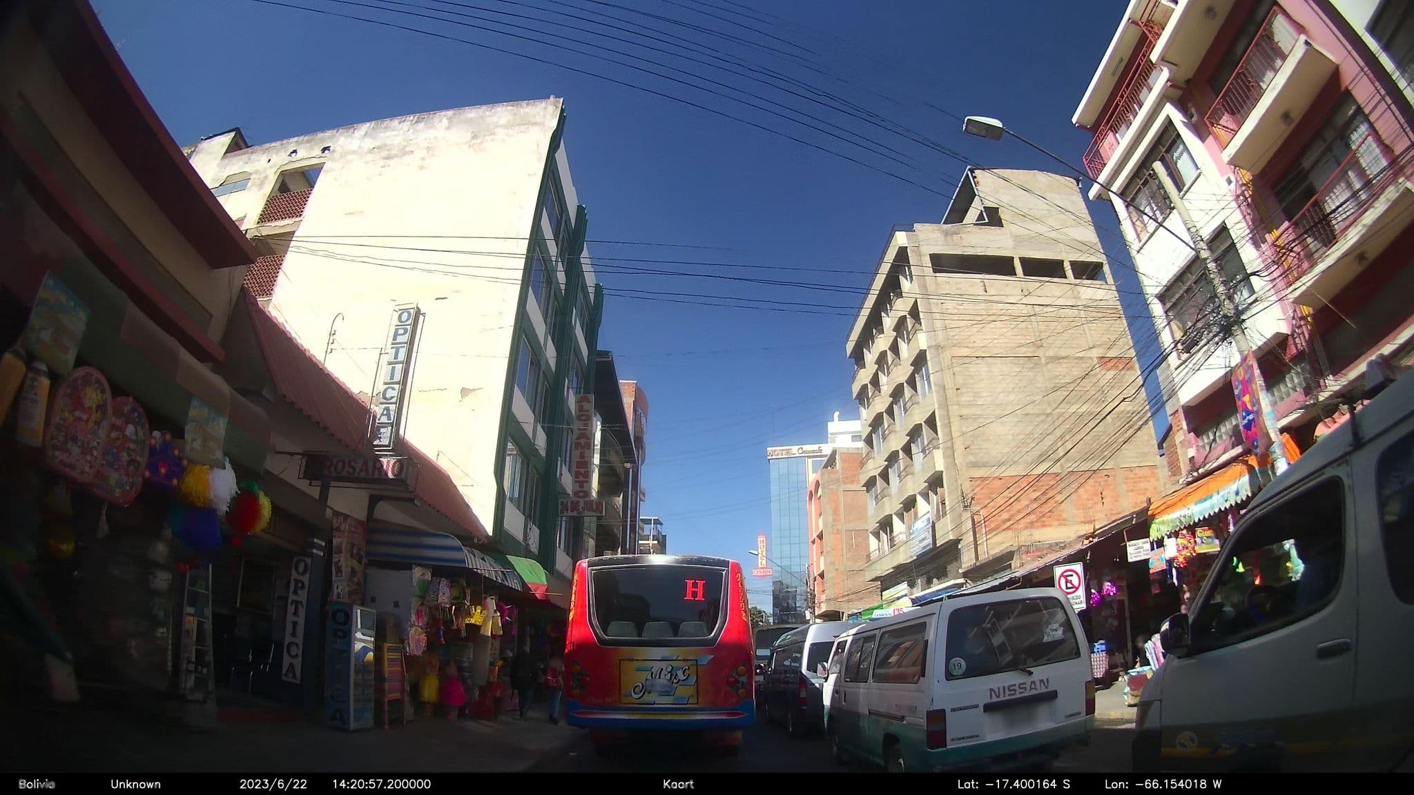 Street view near Alojamiento Victoria, Cochabamba — © kaart_2 (CC BY-SA · Mapillary)
