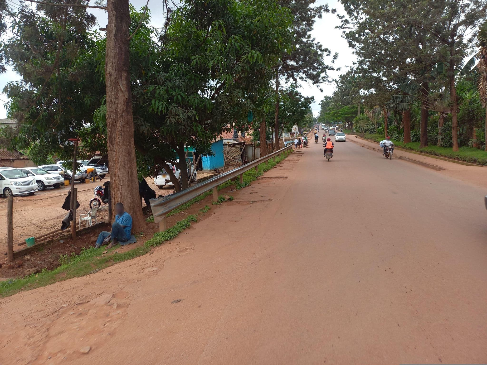 Street view near Ivys Hotel, Kampala