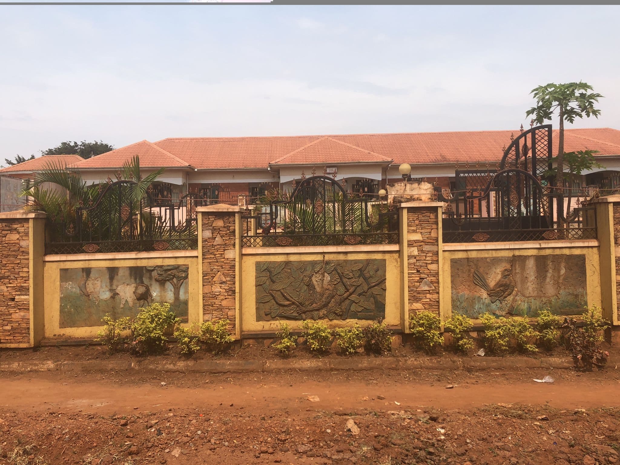 Street view near Elite Hotel, Kampala