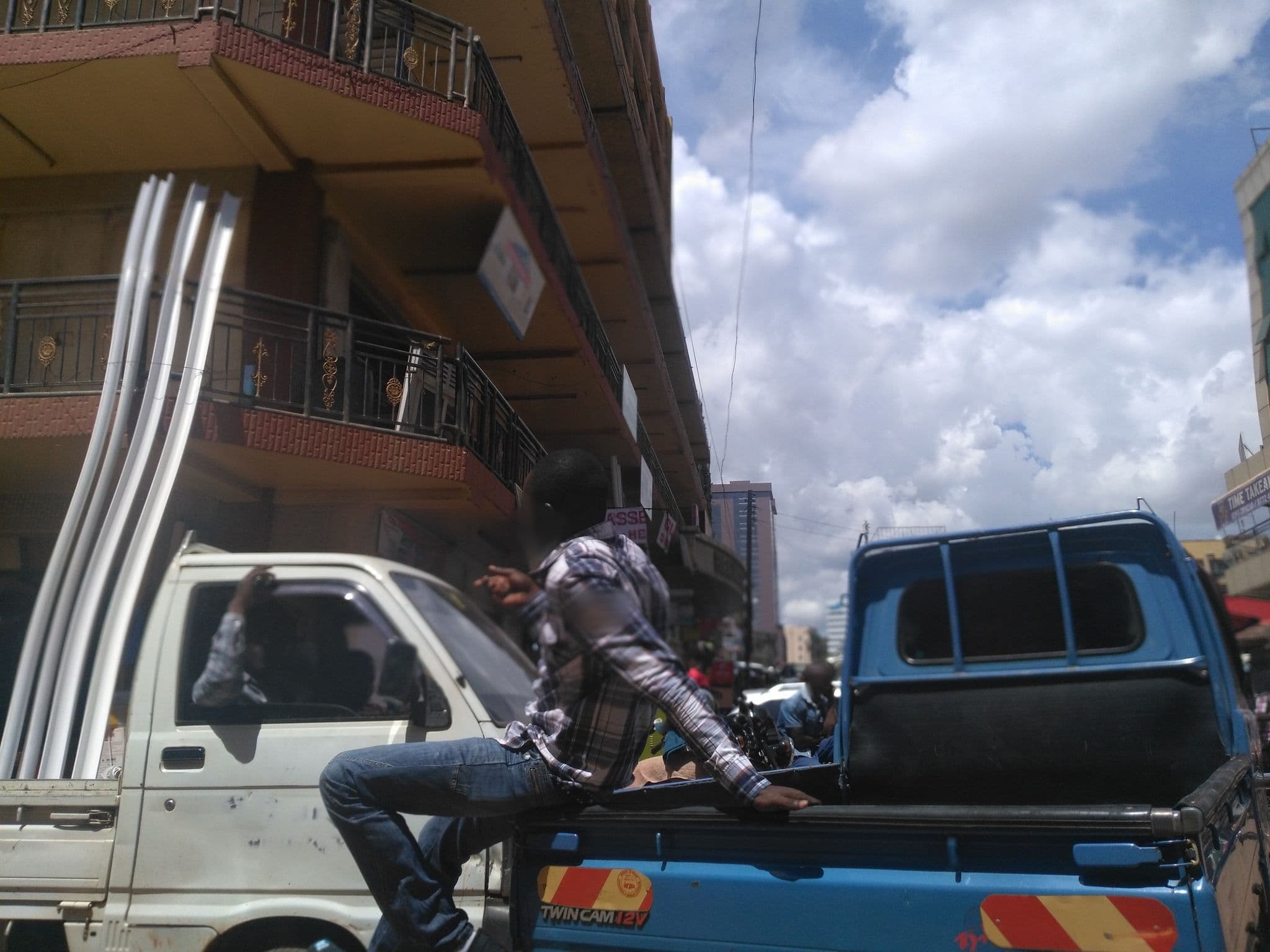 Street view near Biraj International Hotel, Kampala