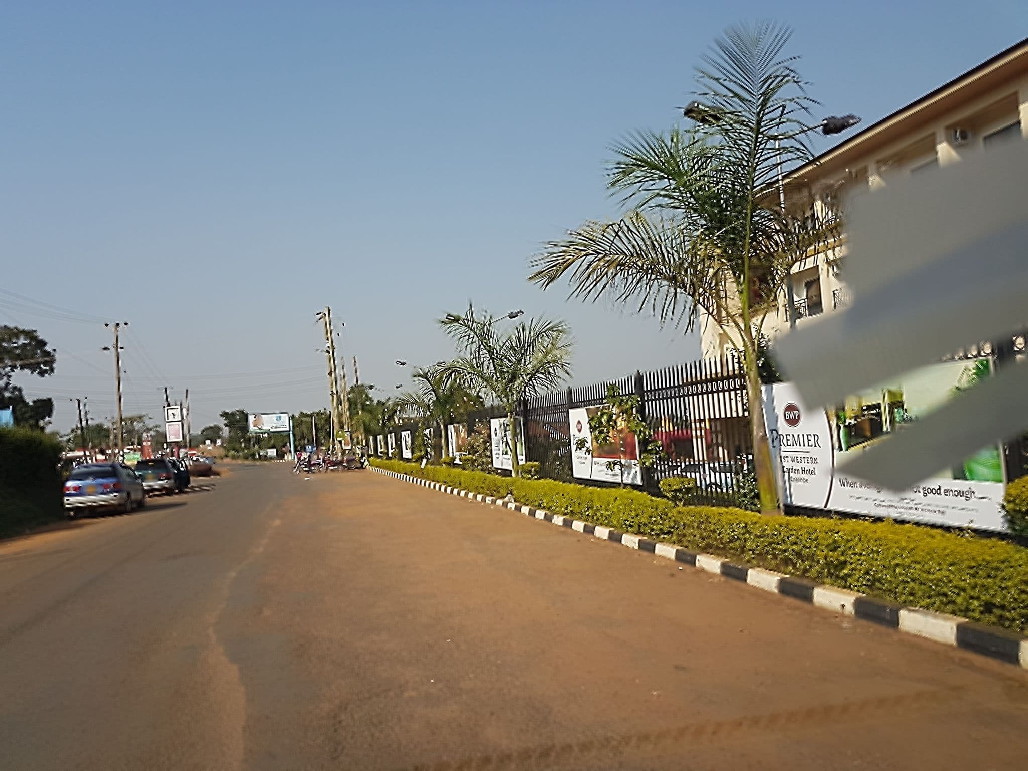 Street view near Best Western Premier Garden Hotel Entebbe, Entebbe — © dielon (CC BY-SA · Mapillary)