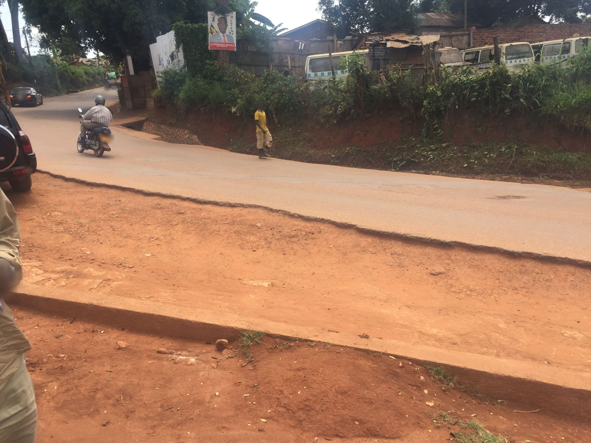 Street view near Sunset Guest House, Kampala