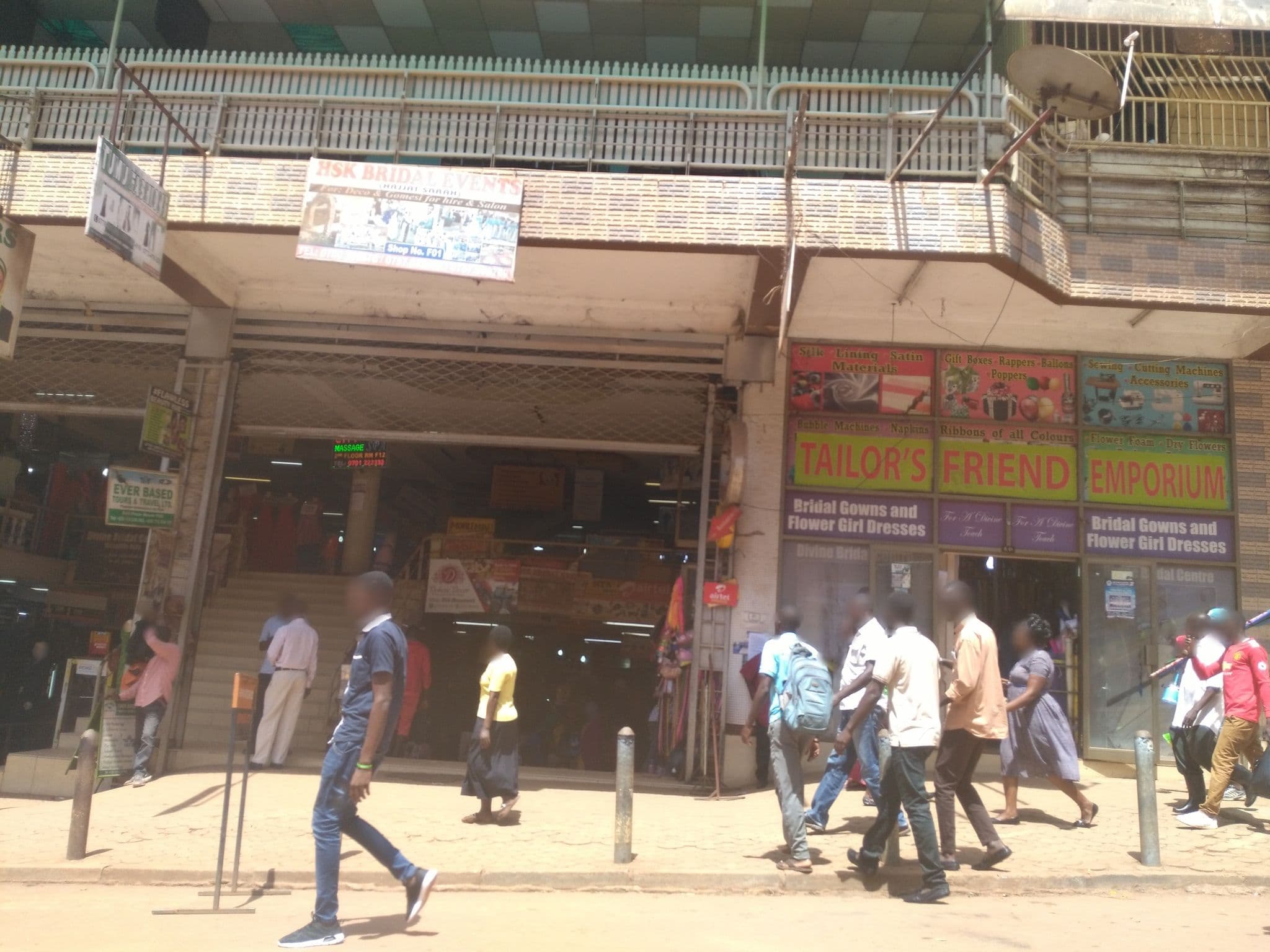 Street view near JBK, Kampala