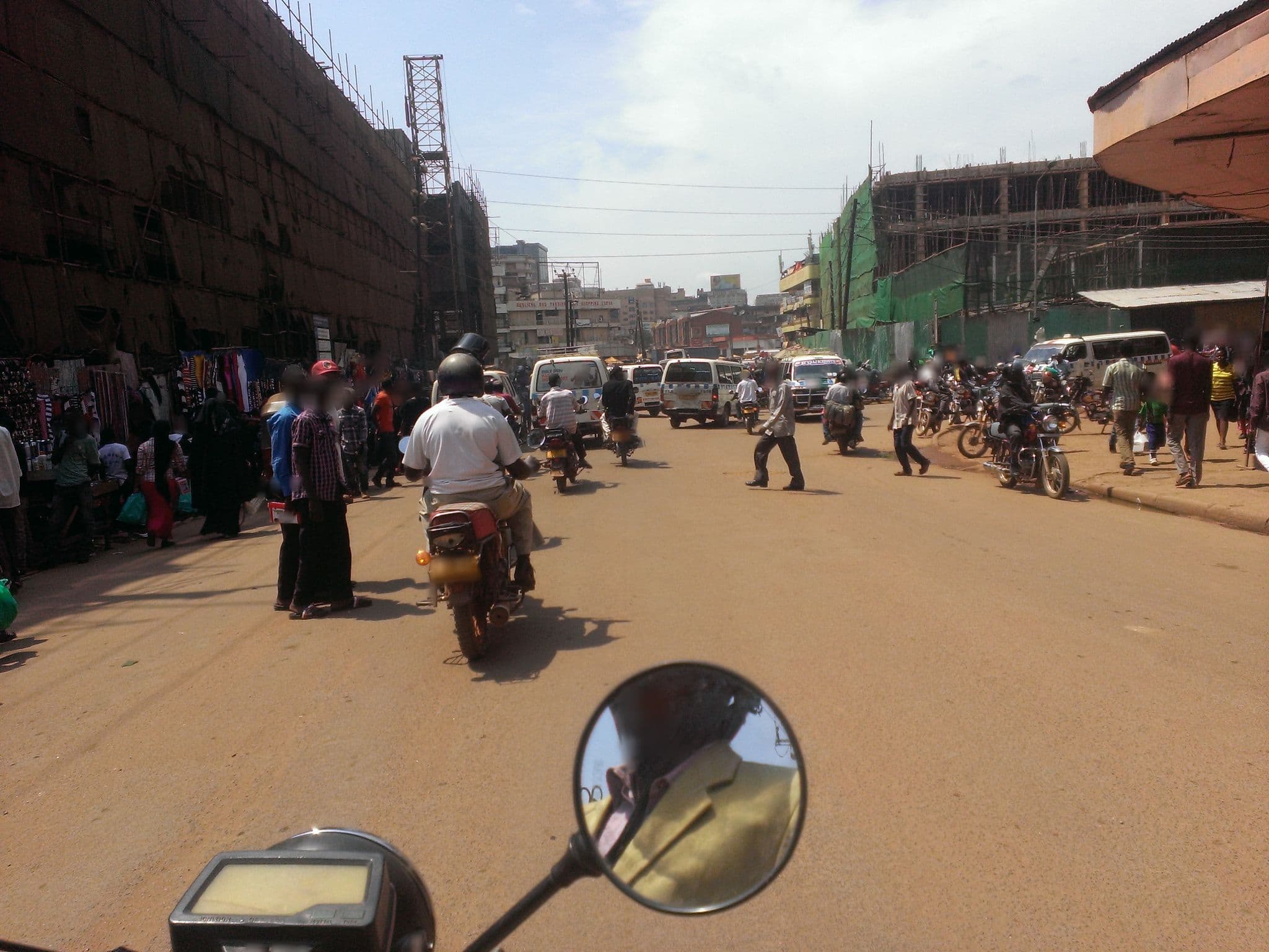 Street view near KK Trust, Kampala