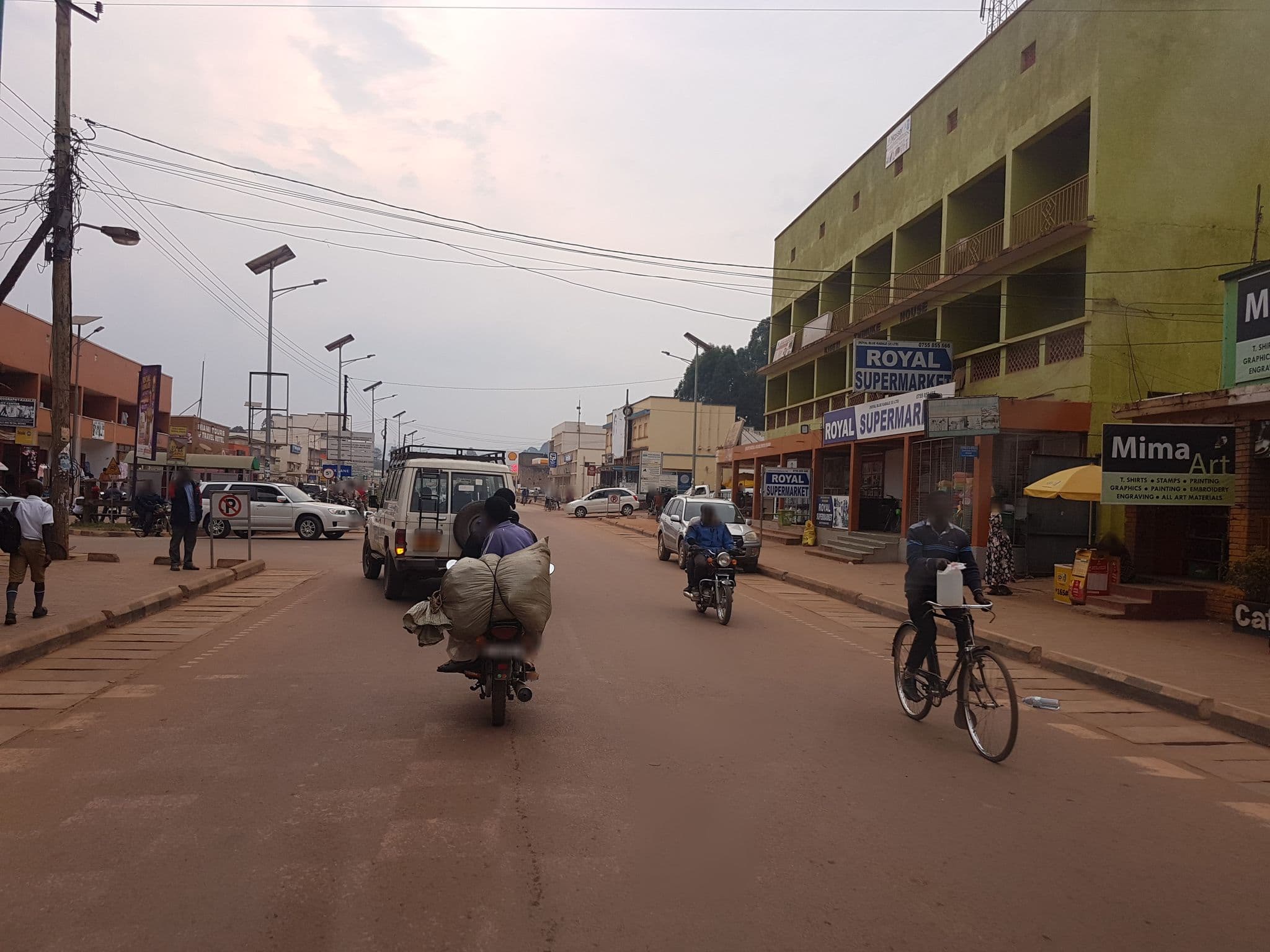 Street view near New Hilton, Kabale — © shamillah (CC BY-SA · Mapillary)