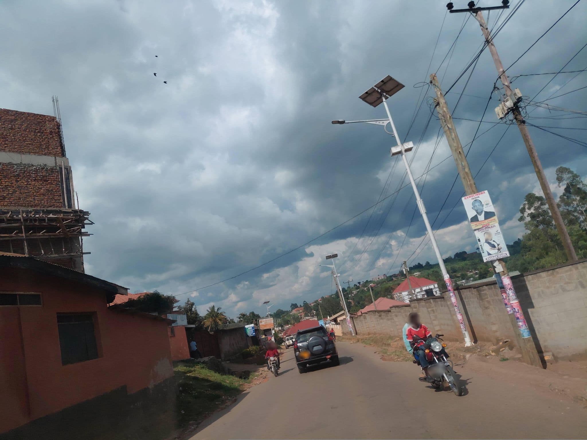 Street view near smart lodge, Fort Portal — © jozef020 (CC BY-SA · Mapillary)