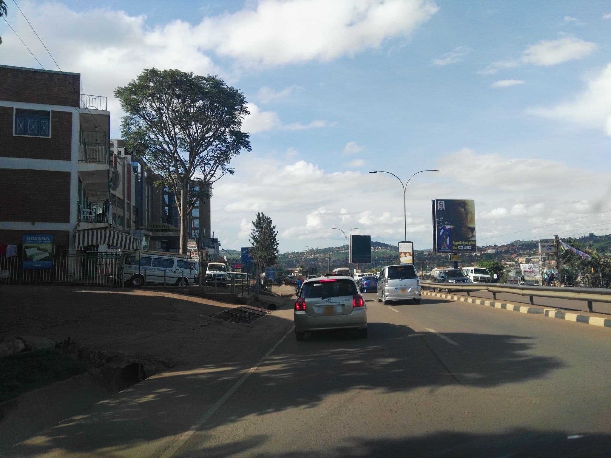 Street view near Rosama Bar & Guesthouse, Bunamwaya — © jfrek (CC BY-SA · Mapillary)