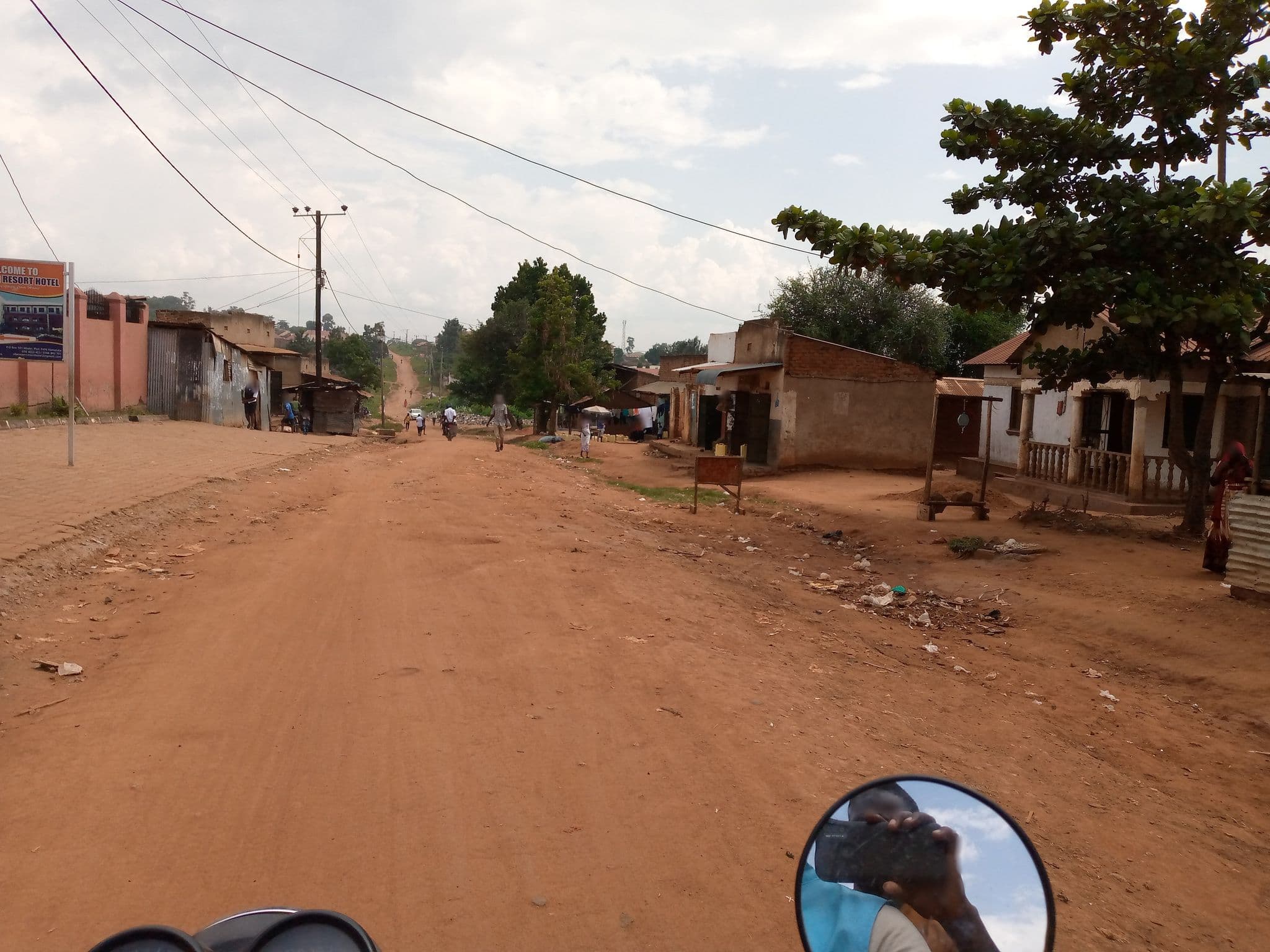 Street view near Ebenezer Resort Hotel, Mbale — © amake (CC BY-SA · Mapillary)