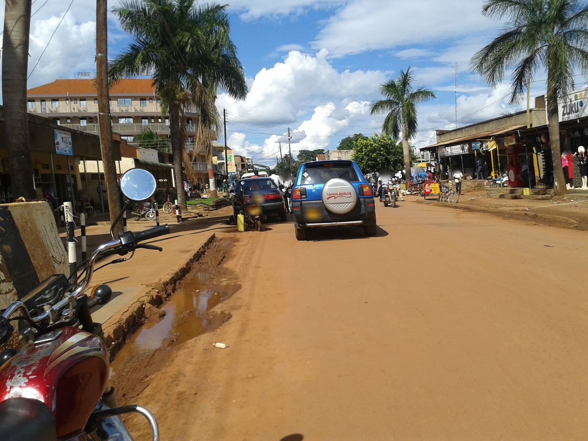 Street view near Hotel Kakanyero, Gulu — © juweni (CC BY-SA · Mapillary)