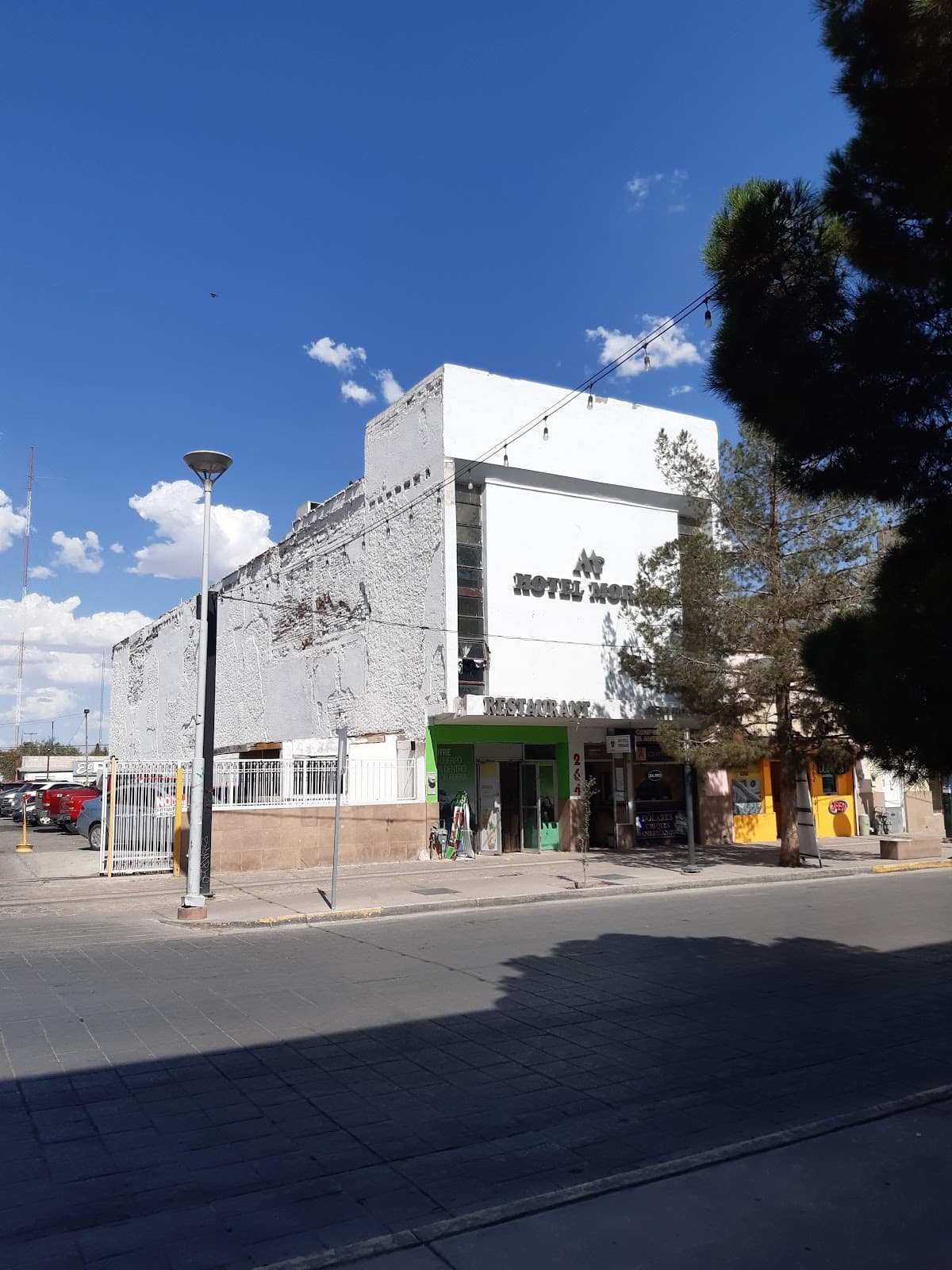 Morán, Hotel in El Paso