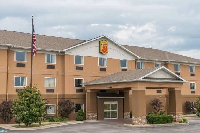 Super 8 Motel St. Robert / Ft. Leonard Wood Area, Hotel in Saint Robert