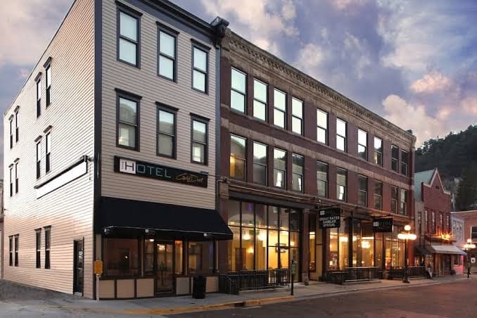 The Hotel by Gold Dust, Hotel in Deadwood