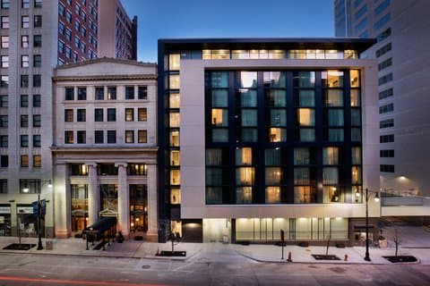 Ambassador Hotel Kansas City, Autograph Collection, Hotel in Kansas City