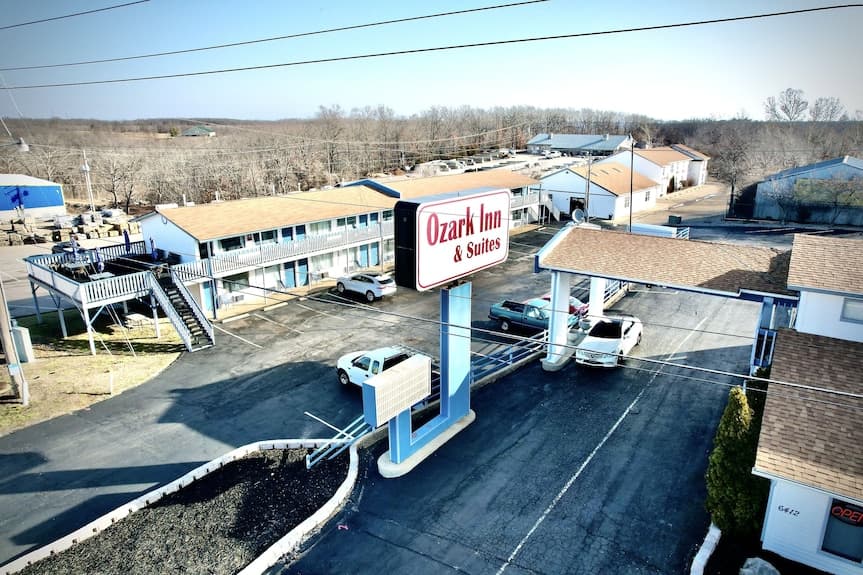 Ozark Inn & Suites Hotel, Hotel in Osage Beach