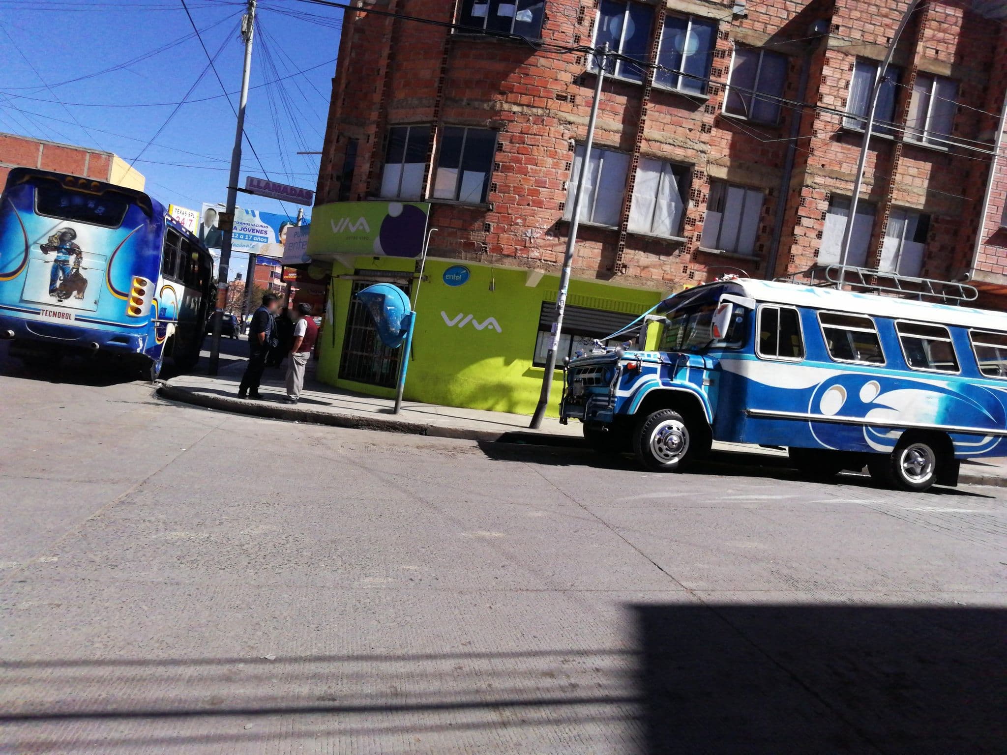 Street view near Alojamiento El Gaucho, La Paz