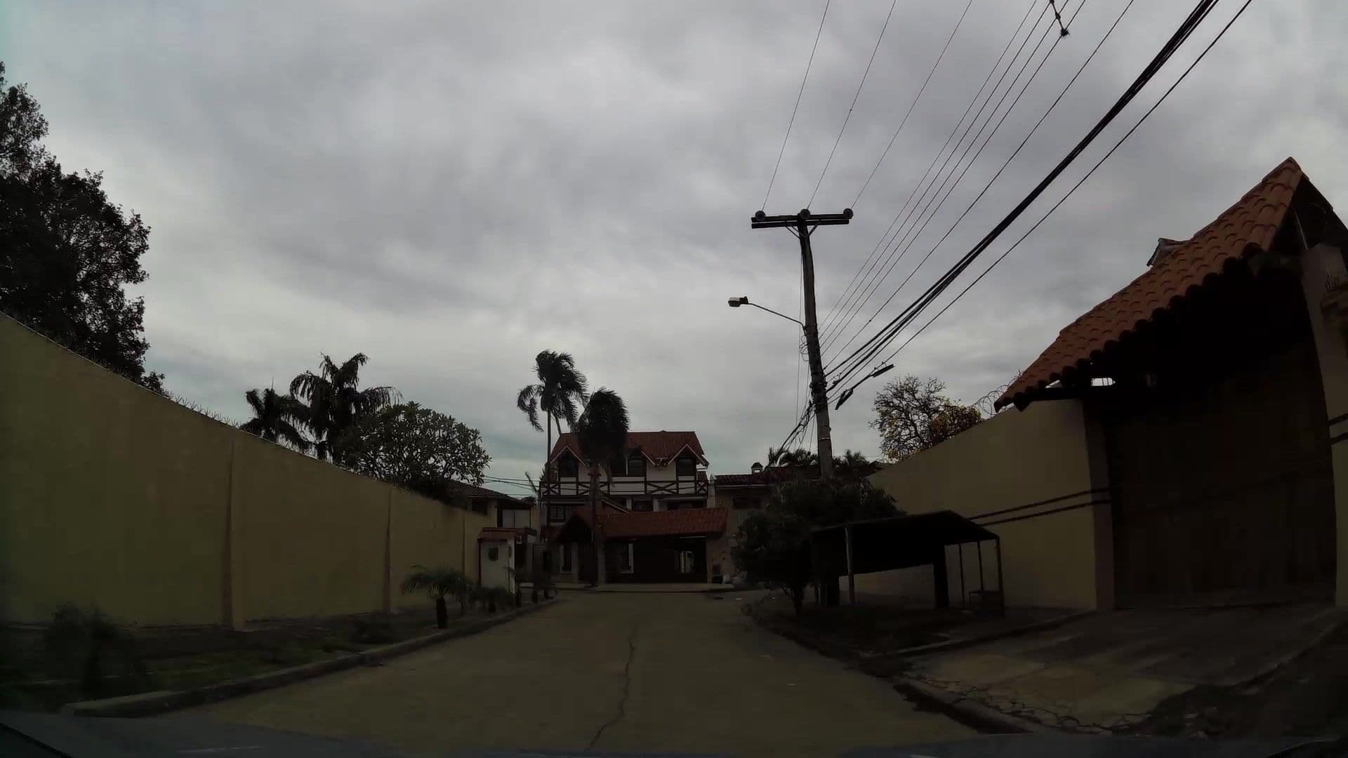 Street view near Hotel By Armonia Santa Cruz, Santa Cruz de la Sierra — © kaartcam (CC BY-SA · Mapillary)
