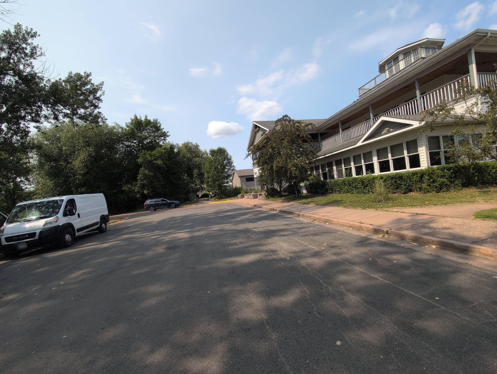 Street view near Bell Street Tavern Lodging, Washburn — © cartographer (CC BY-SA · Mapillary)