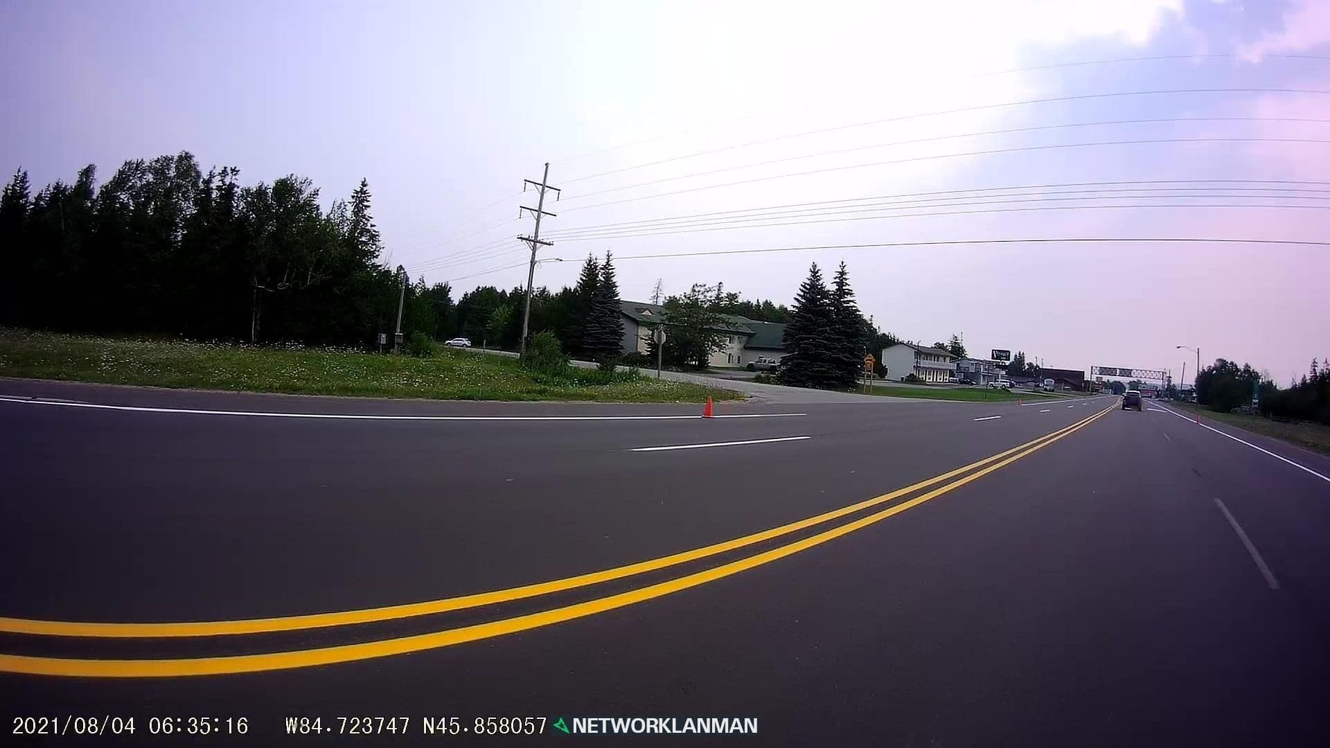 Street view near Voyager Inn, Saint Ignace