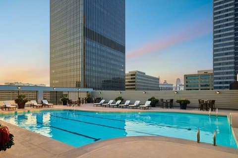 Sheraton Kansas City Hotel at Crown Center, Hotel in Kansas City