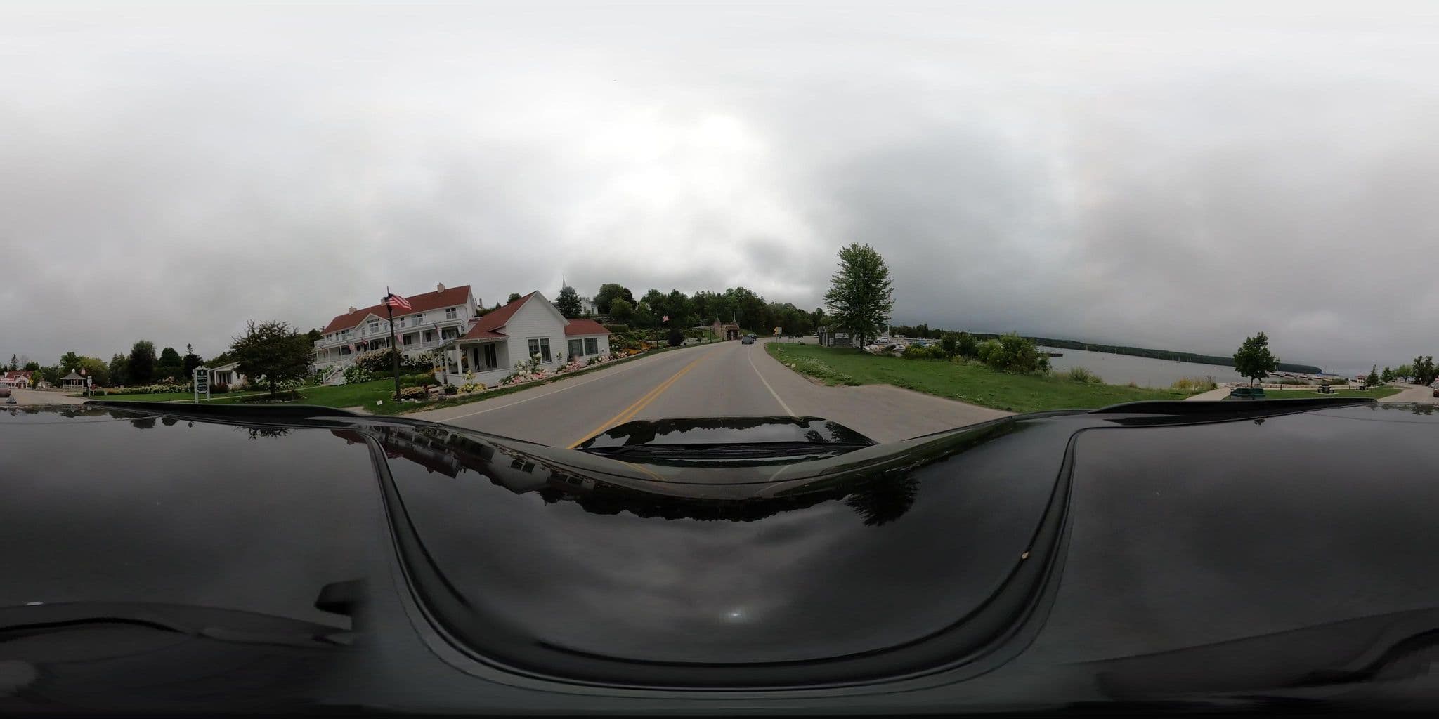 Street view near Hillside Waterfront Hotel, Menominee — © tonypd (CC BY-SA · Mapillary)