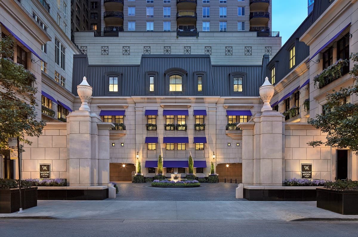 Waldorf Astoria Chicago, Hotel in Near North Side