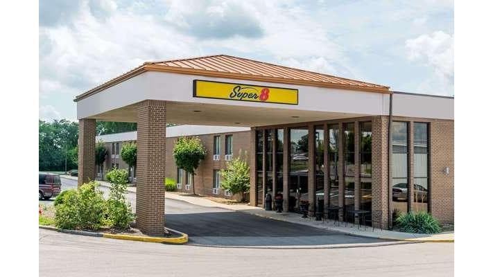Super 8 by Wyndham Miamisburg Dayton S Area OH, Motel in West Carrollton City