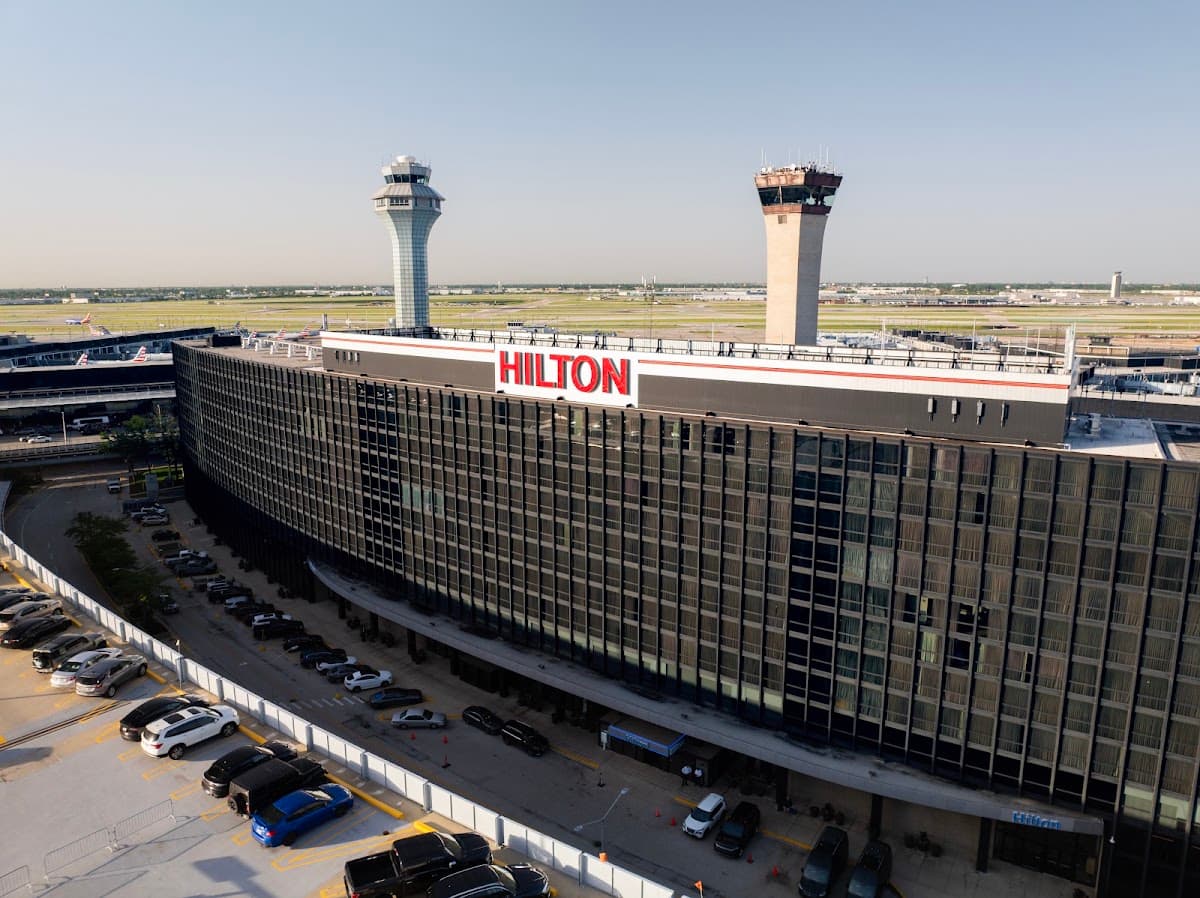 Hilton Chicago O'Hare Airport, Hotel in Schiller Park
