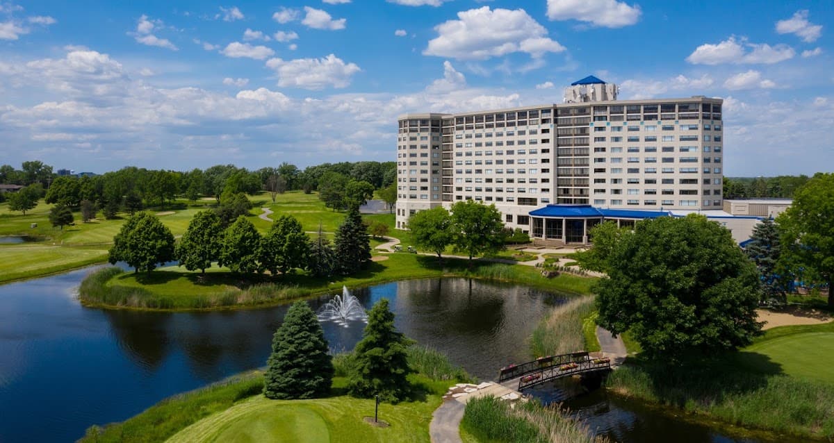 Hilton Chicago / Oak Brook Hills Resort & Conference Center, Hotel in Oakbrook Terrace