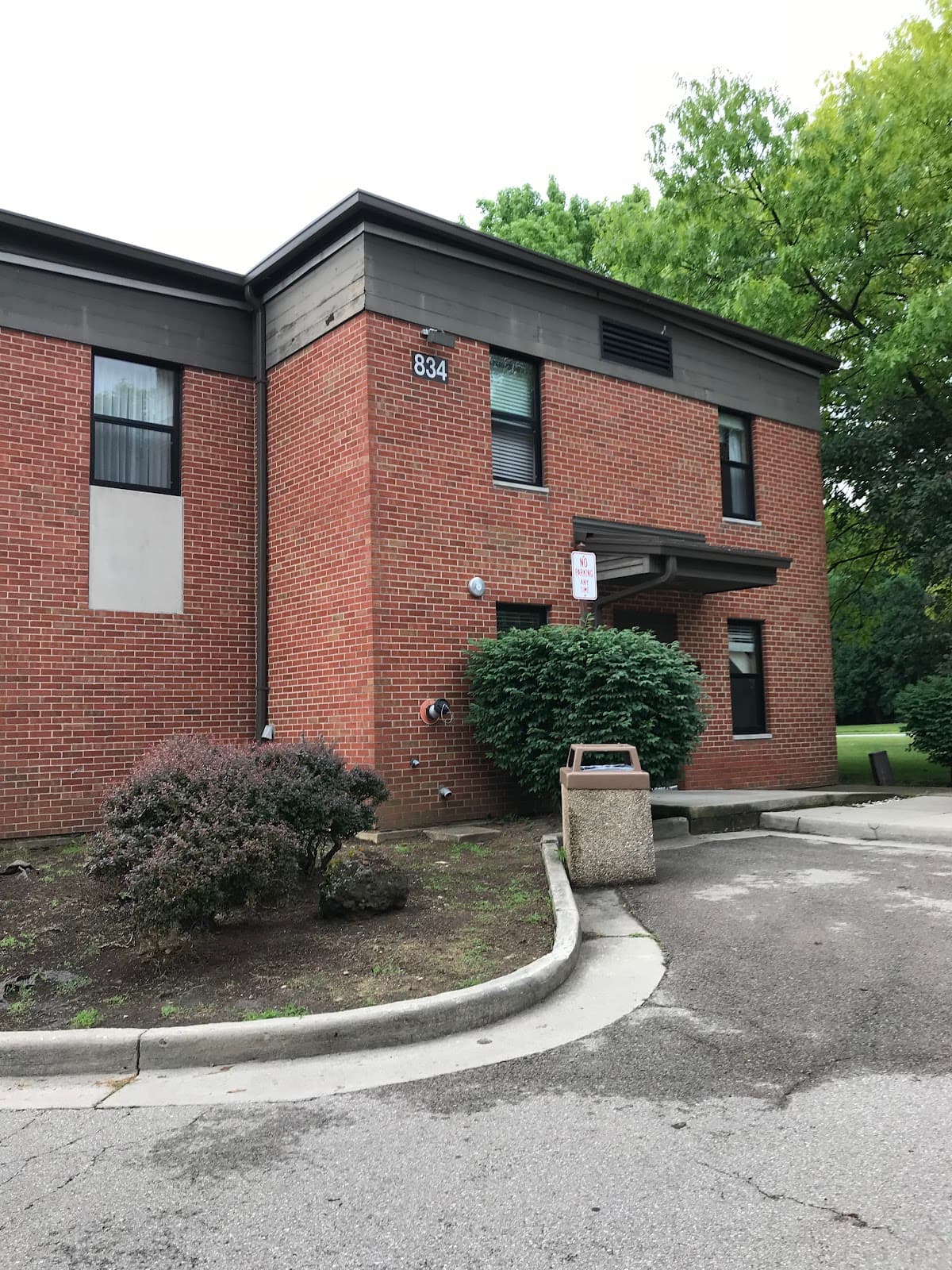 Building 834, Hotel in Wright-Patterson AFB