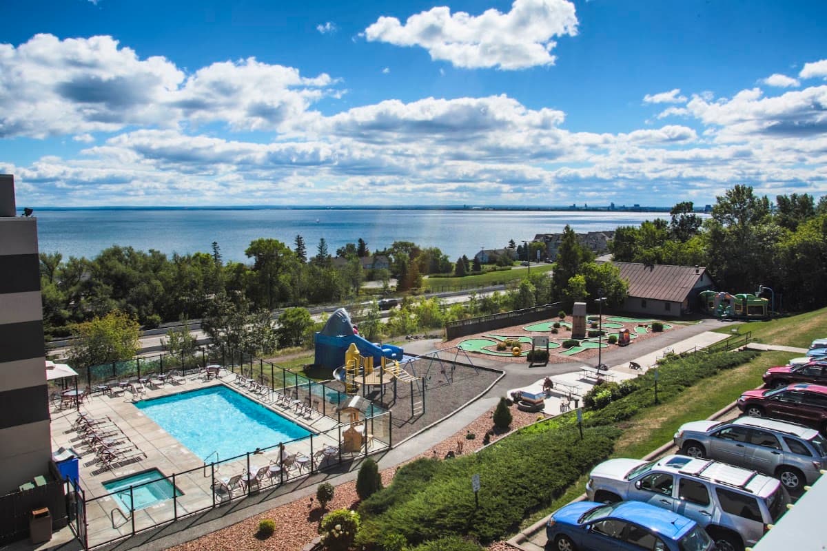 Edgewater Resort & Waterpark, Motel in Duluth