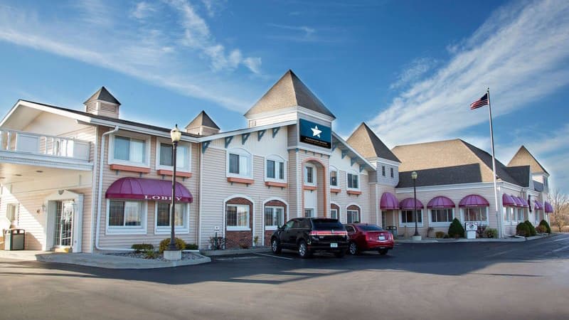 Magnuson Grand Pioneer Inn and Suites, Hotel in Escanaba