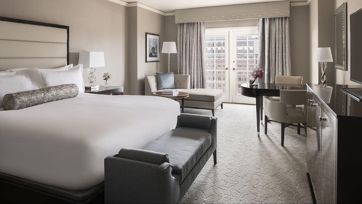 Ritz-Carlton Hotel St. Louis, Hotel in University City