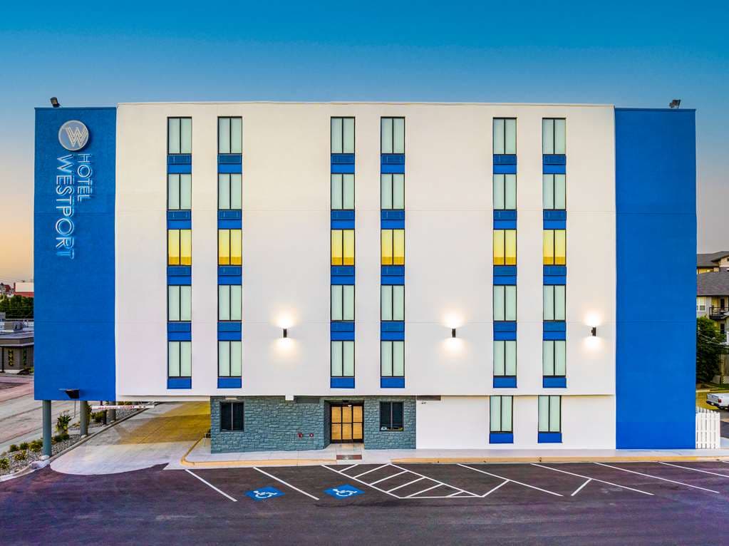 Hotel Westport Kansas City, Tapestry Collection by Hilton, Hotel in Roeland Park