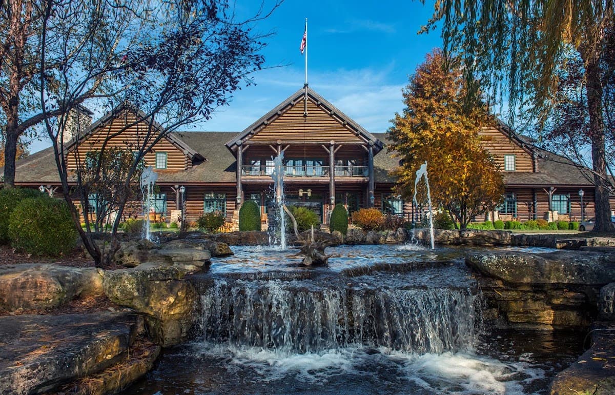 The Keeter Center at College of the Ozarks, Hotel in Branson