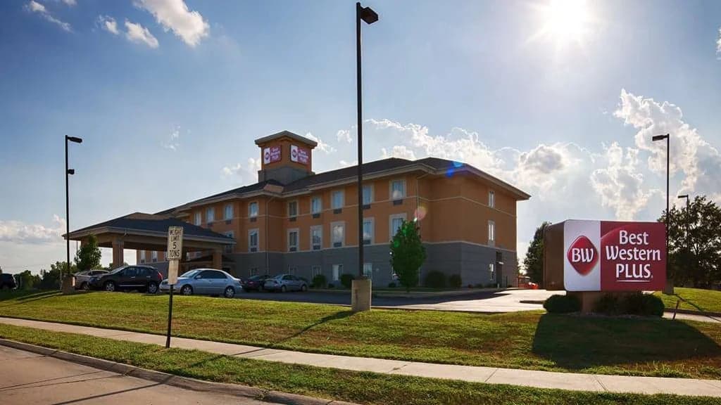 Best Western Plus Pontoon Beach, Hotel in Pontoon Beach