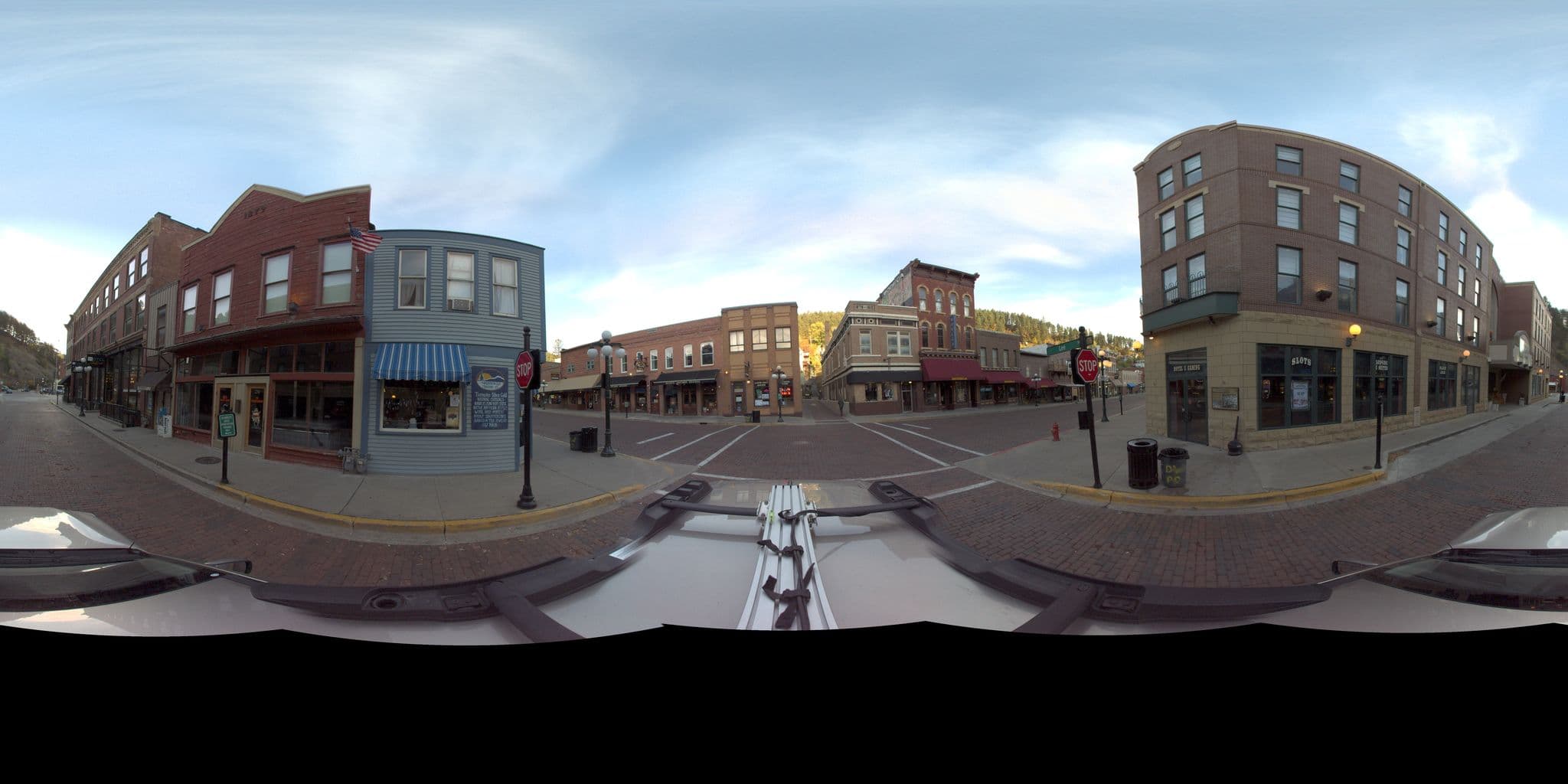 Street view near Bodega Hotel & Bar, Deadwood — © lfuser (CC BY-SA · Mapillary)